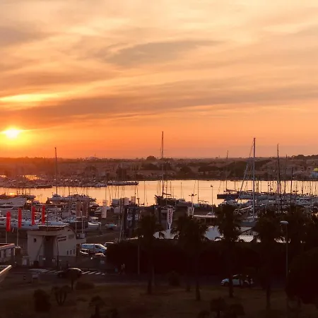 Grand Proche Port Et Plages, 6 A 8 Pers, 3 Chambres, Climatise *