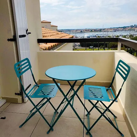 Appartamento Grand Proche Port Et Plages, 6 A 8 Pers, 3 Chambres, Climatise