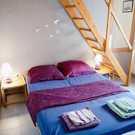 Grand Proche Port Et Plages, 6 à 8 Pers, 3 Chambres, Climatisé *