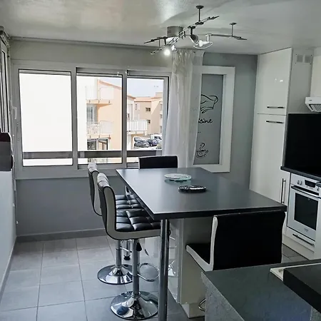 Grand Proche Port Et Plages, 6 à 8 Pers, 3 Chambres, Climatisé Agde