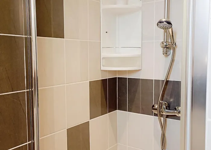 Grand Proche Port Et Plages, 6 A 8 Pers, 3 Chambres, Climatise Appartement Agde